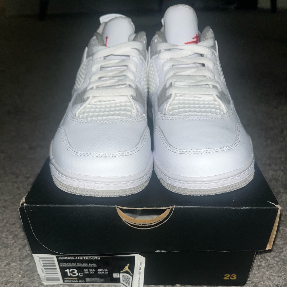 Jordan 4 gray ans white new